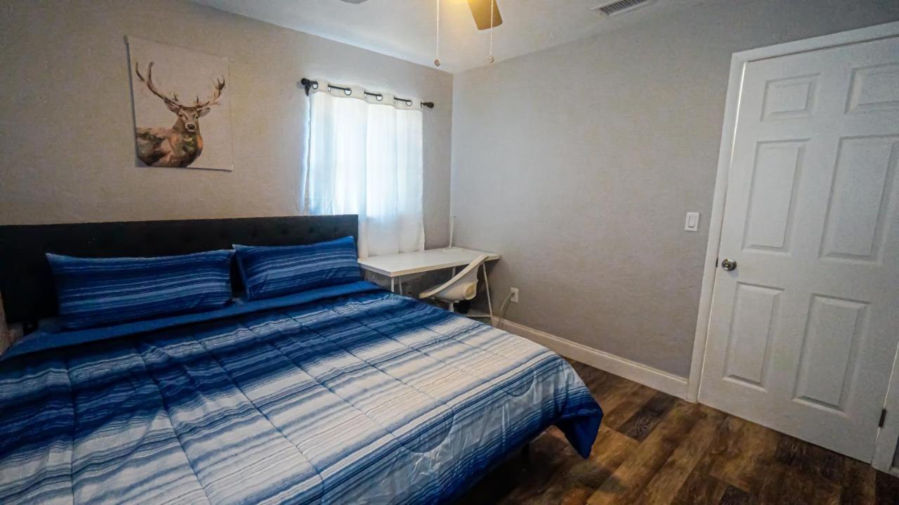 Вилла Elegant Cozy Oasis On A Traffic Free Street Клируотер Экстерьер фото